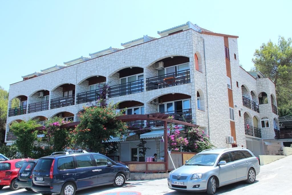 Apartments Coric Trogir Exterior photo